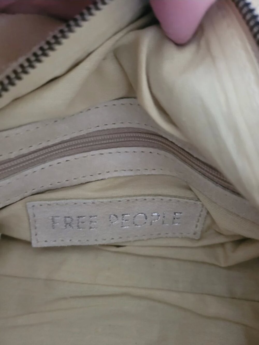Free People NWT Sierra Suede Beige Shoulder Bag - Picture 6 of 7